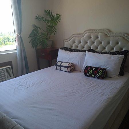 8 Spatial Condominium Davao City Εξωτερικό φωτογραφία