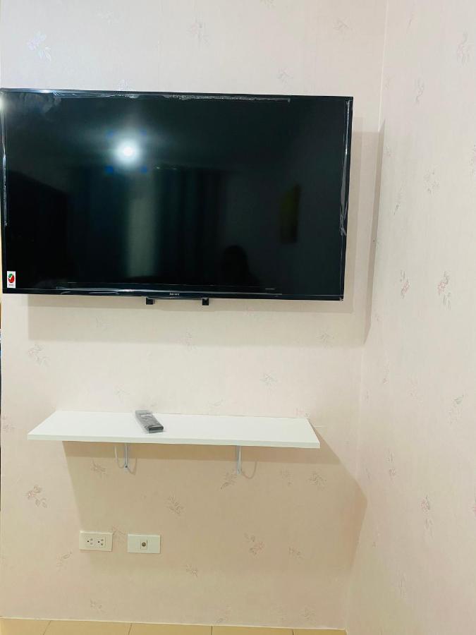 8 Spatial Condominium Davao City Εξωτερικό φωτογραφία
