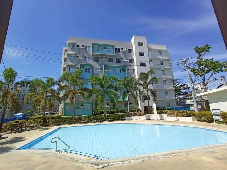 8 Spatial Condominium Davao City Εξωτερικό φωτογραφία
