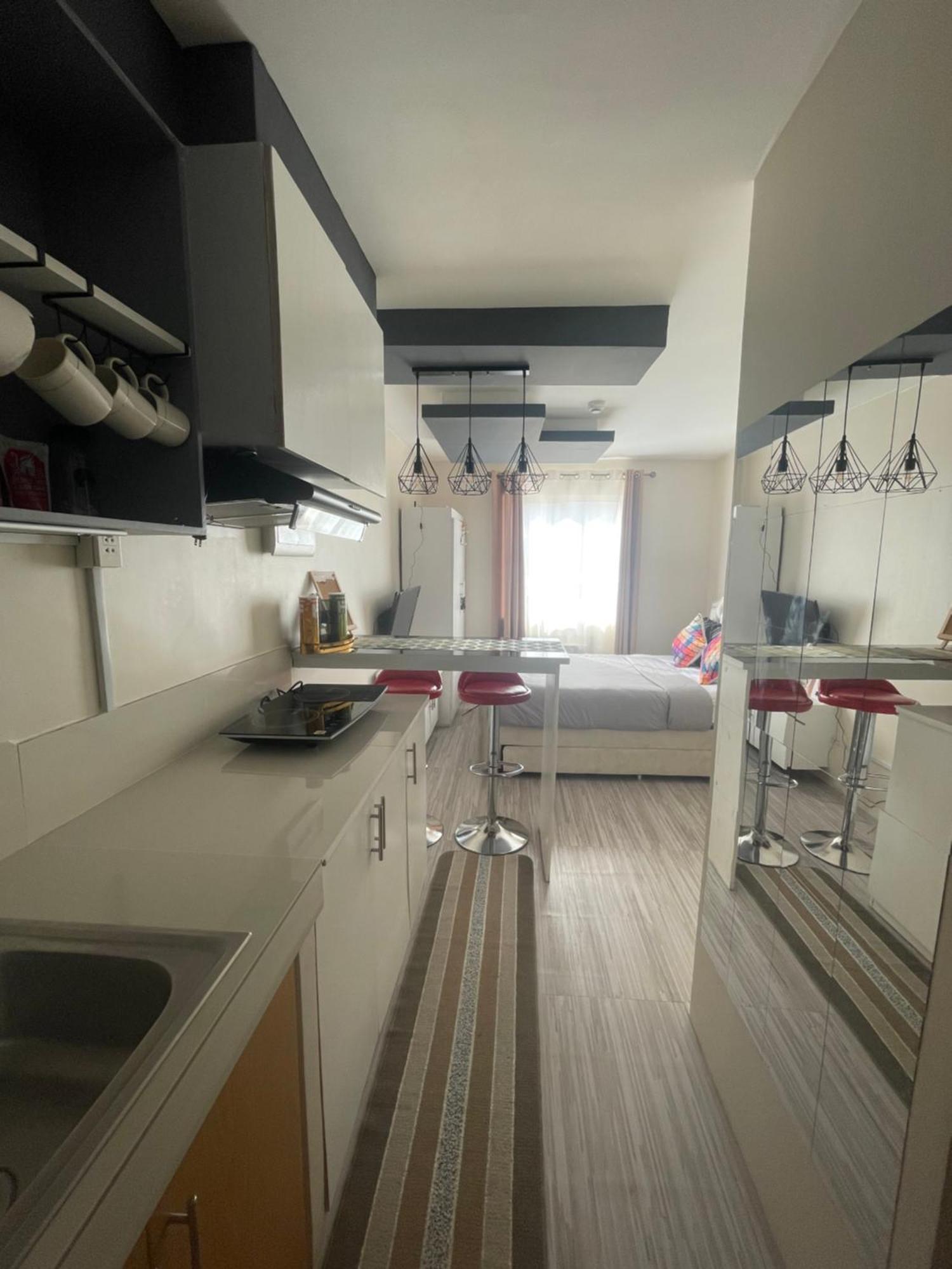 8 Spatial Condominium Davao City Εξωτερικό φωτογραφία