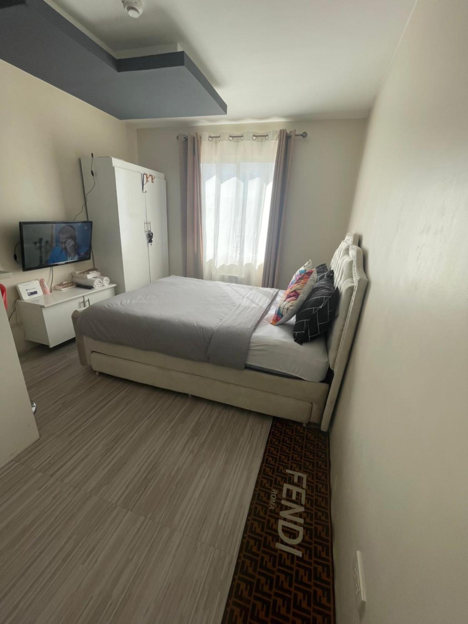 8 Spatial Condominium Davao City Εξωτερικό φωτογραφία